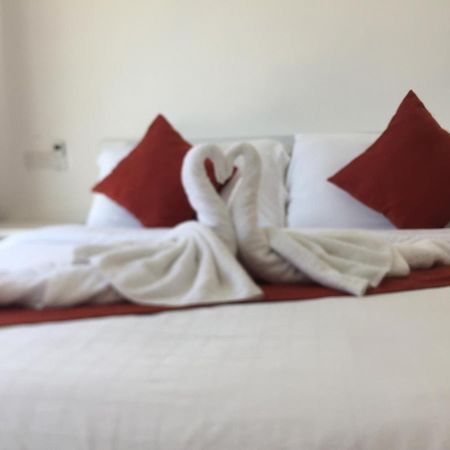 Queen Guest House Tulamben Esterno foto