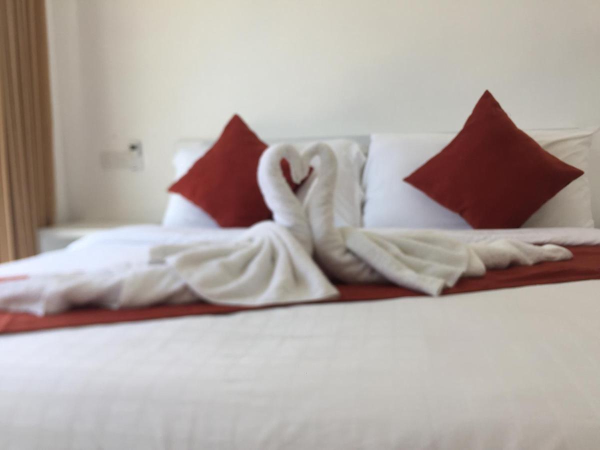 Queen Guest House Tulamben Esterno foto