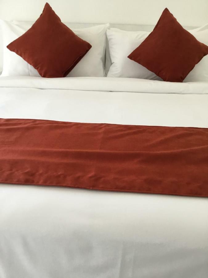 Queen Guest House Tulamben Esterno foto